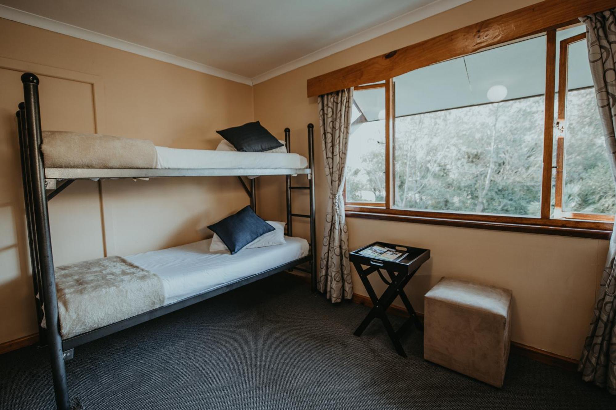 Storms River Forest Lodge สตอร์มริเวอร์ ภายนอก รูปภาพ