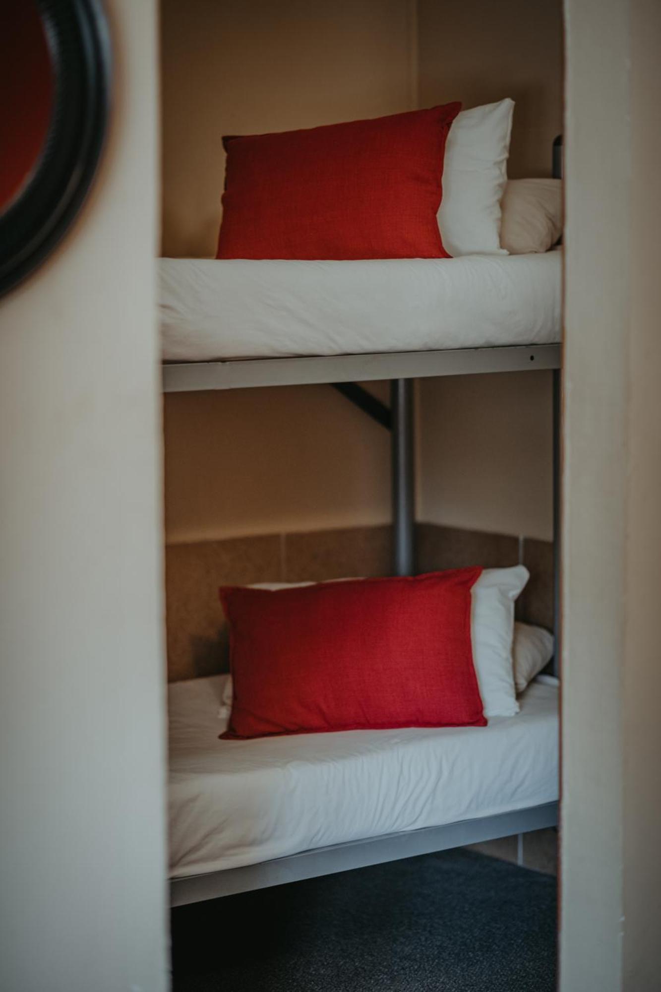 Storms River Forest Lodge สตอร์มริเวอร์ ภายนอก รูปภาพ