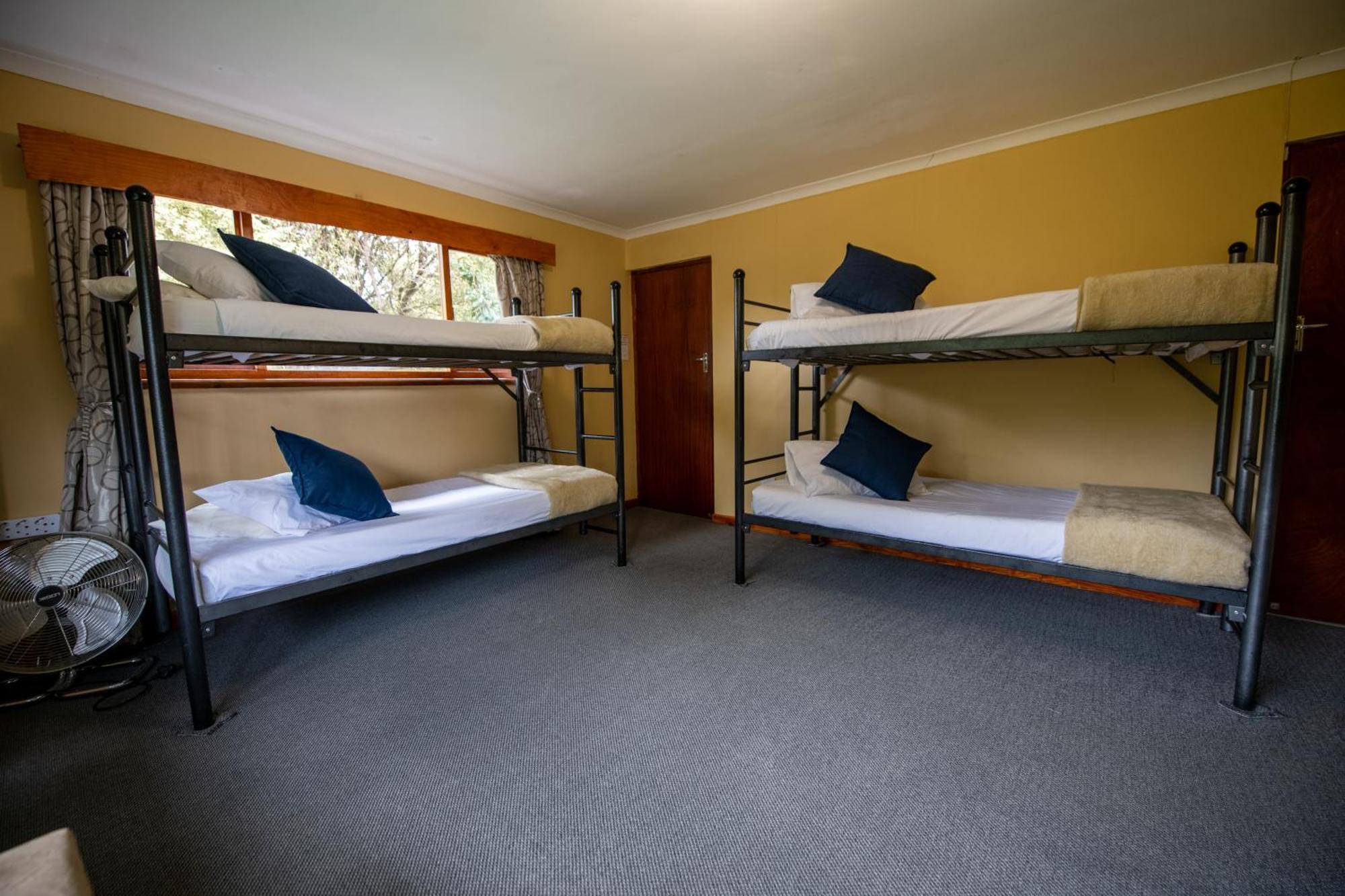 Storms River Forest Lodge สตอร์มริเวอร์ ภายนอก รูปภาพ