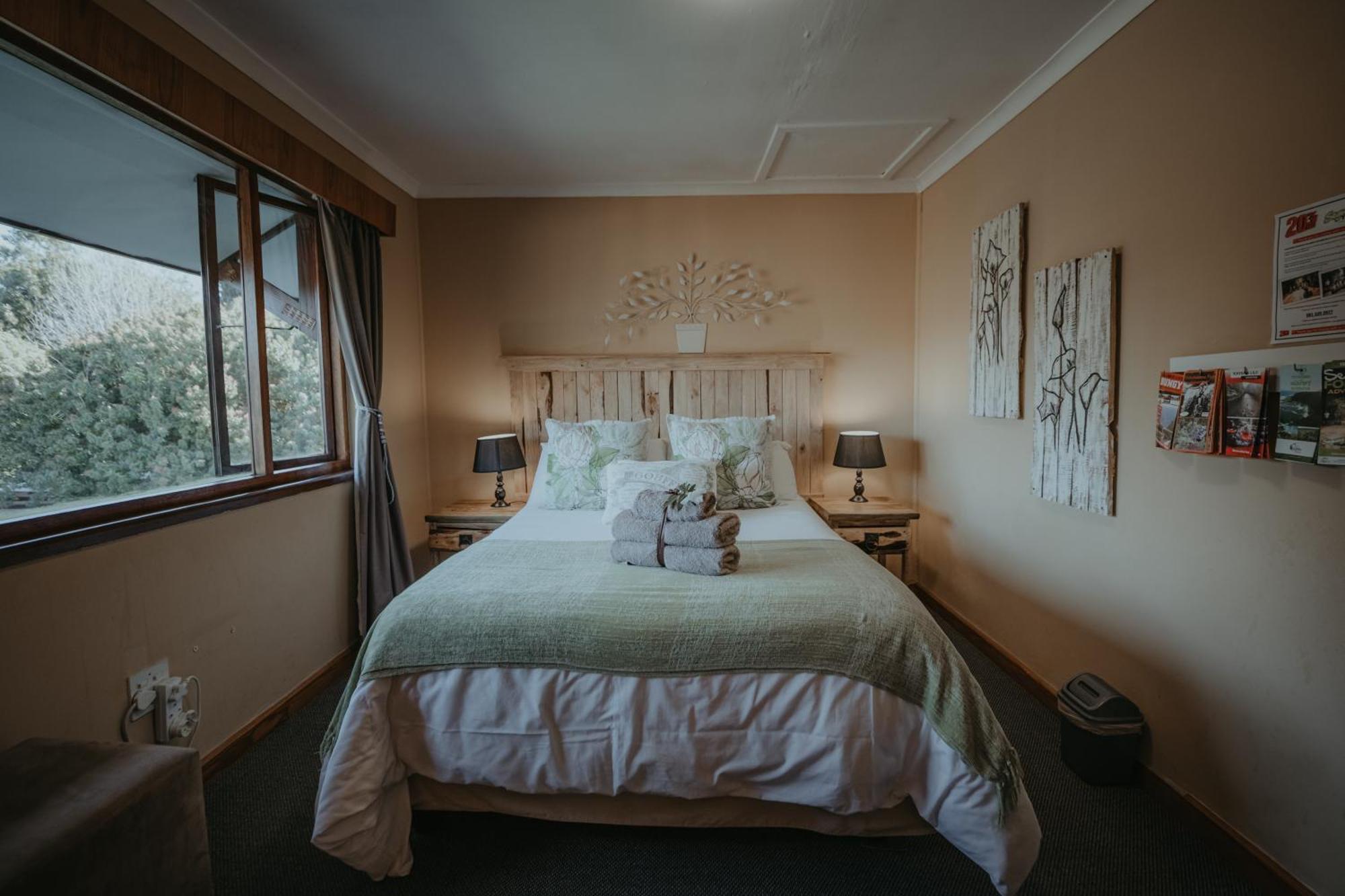 Storms River Forest Lodge สตอร์มริเวอร์ ภายนอก รูปภาพ