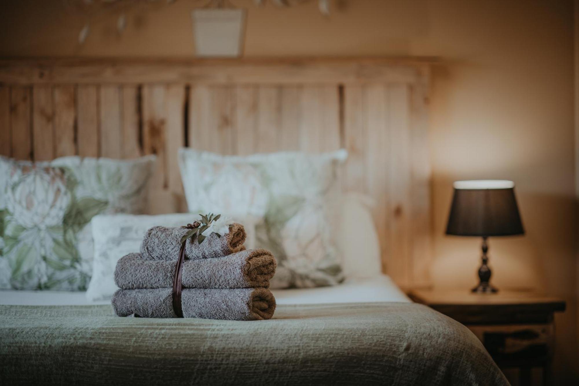 Storms River Forest Lodge สตอร์มริเวอร์ ภายนอก รูปภาพ