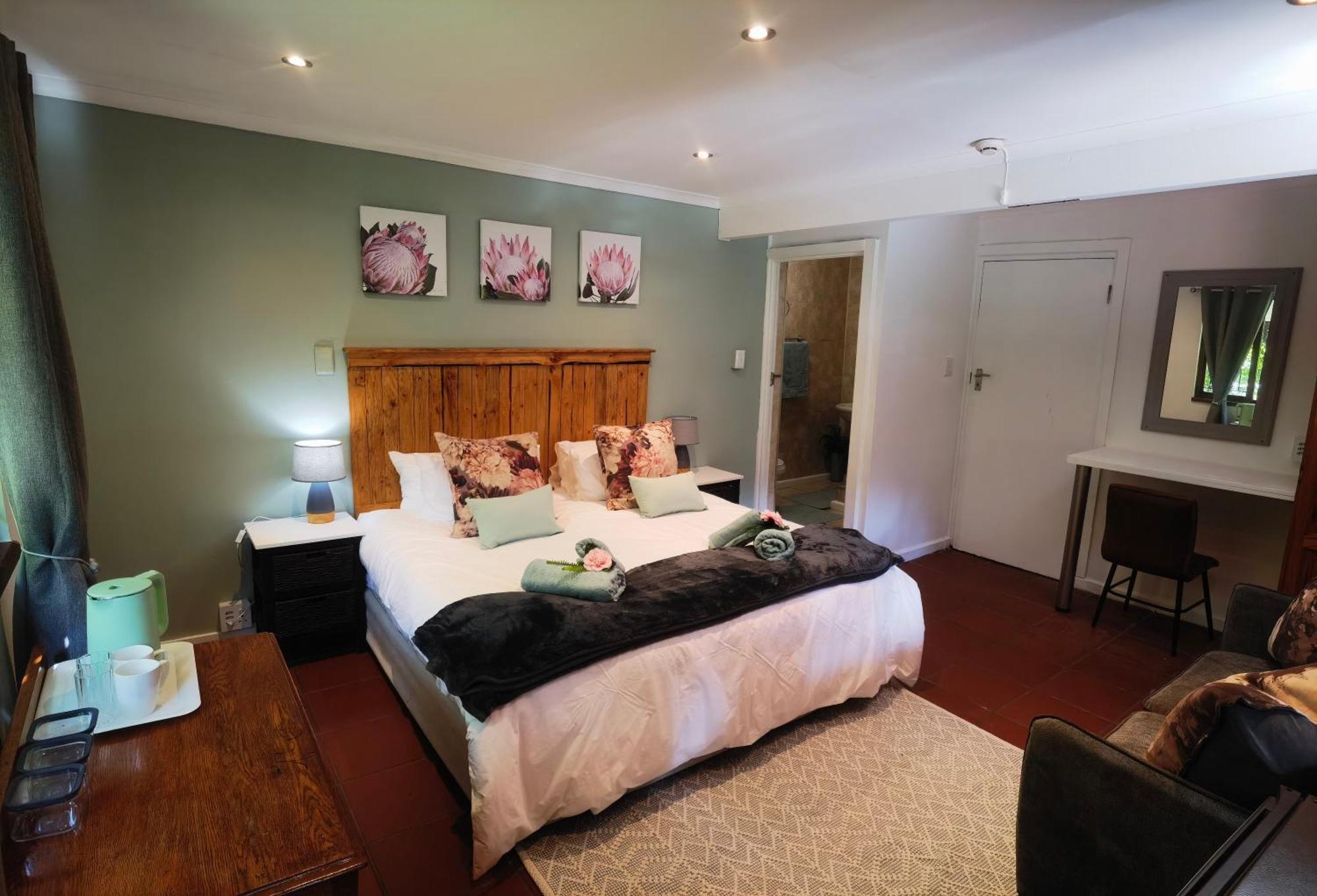Storms River Forest Lodge สตอร์มริเวอร์ ภายนอก รูปภาพ