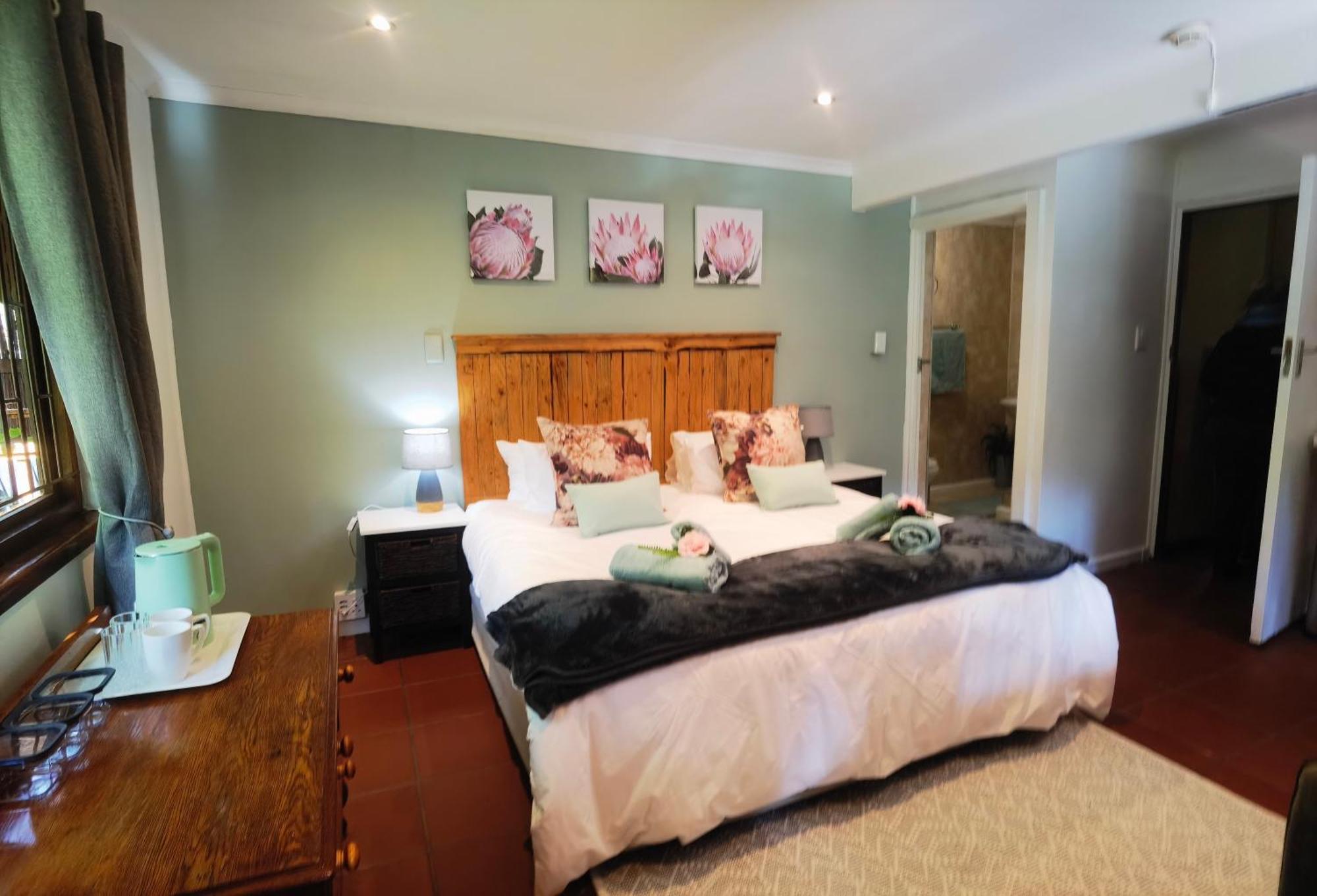 Storms River Forest Lodge สตอร์มริเวอร์ ภายนอก รูปภาพ